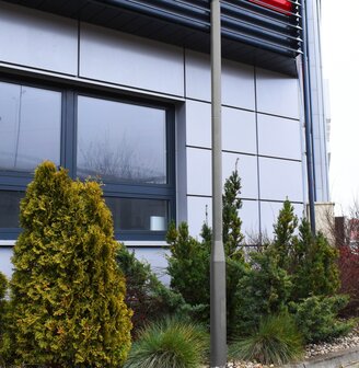 Budget lantaarnpaal-lichtmast met voetplaat grijs, lengte 5,0m, topmaat 60mm